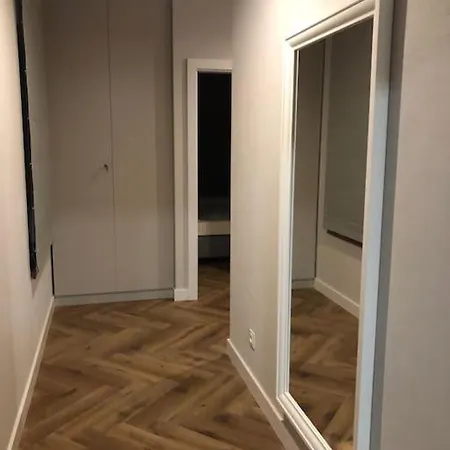 Podgrzewany Basen, Sauna, Nowy Revist Szklarska B7 Apartment *