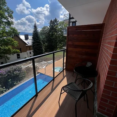 Podgrzewany Basen, Sauna, Nowy Revist Szklarska B7 Apartment